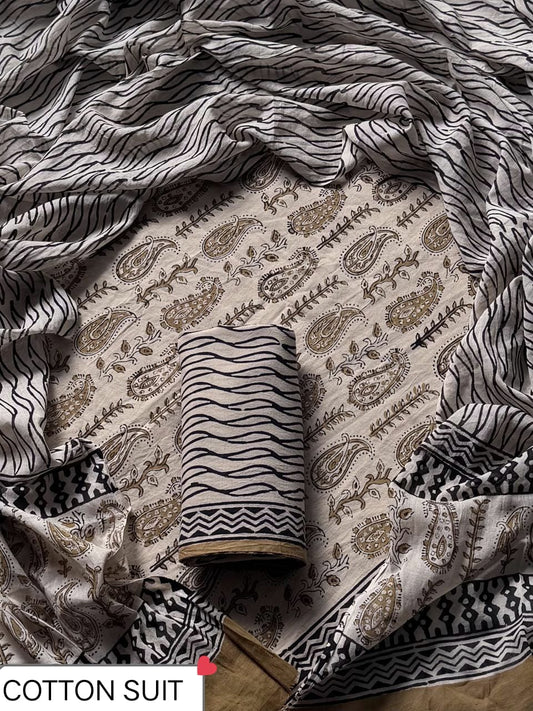 Traditional Hand Printed cotton suit with malmal dupptta